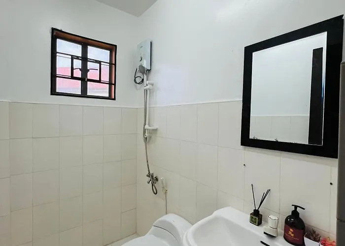 Apartment Laiza's Crib 16pax Private 4br With 3 Baths